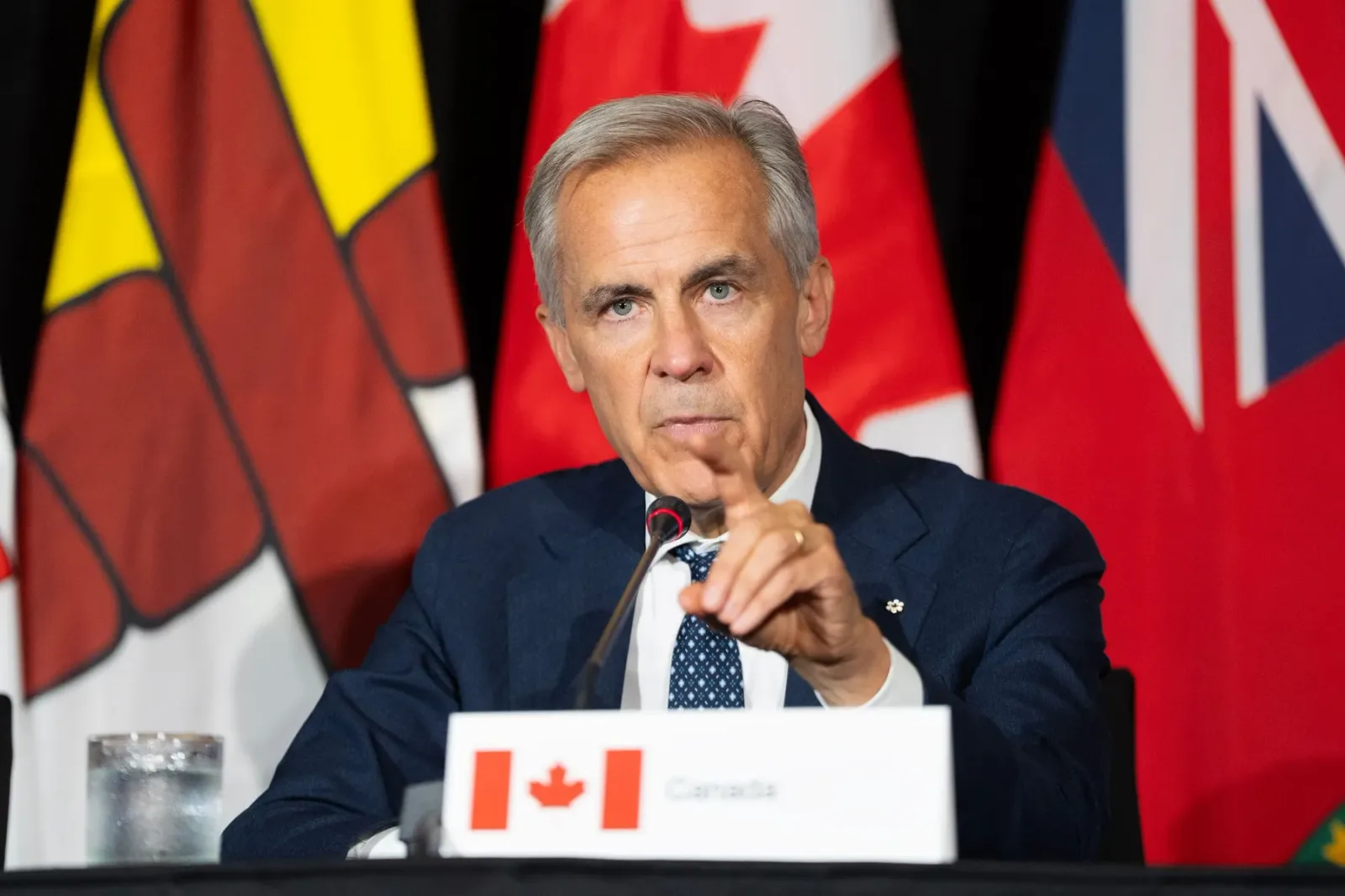 Mark Carney discută despre tarifele de retorsiune impuse de Canada.