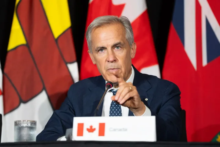 Mark Carney discută despre tarifele de retorsiune impuse de Canada.