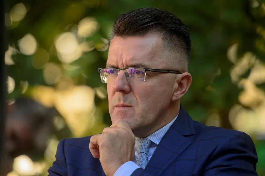 Dan Dungaciu reflectând asupra situației politice actuale din România.