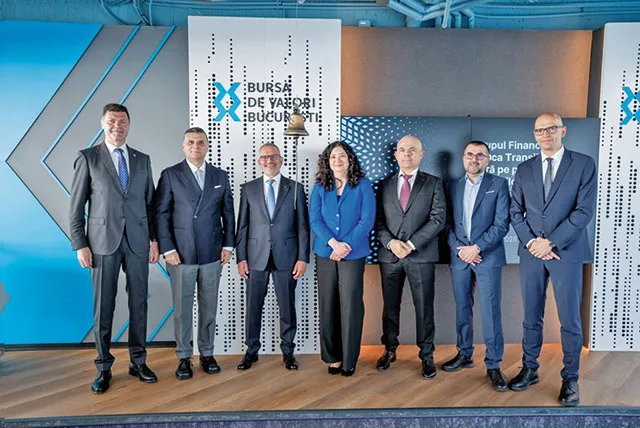 Reprezentanți ai Băncii Transilvania la lansarea ETF-ului BTBETRETF.