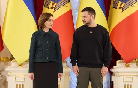Zelenski și Maia Sandu discută despre colaborarea dintre Ucraina și Moldova.