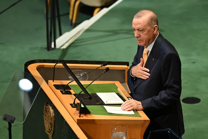 Recep Tayyip Erdogan susține un discurs la ONU despre Cipru.