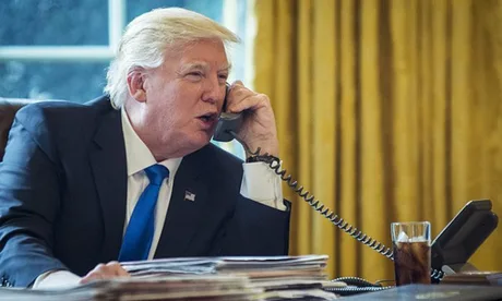 Donald Trump discută la telefon despre negocierile cu Iranul.