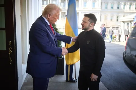 Zelenski și Trump discută despre sprijin militar pentru Ucraina.