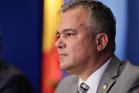 Adrian Veștea analizează opțiunile politice după discuțiile recente.