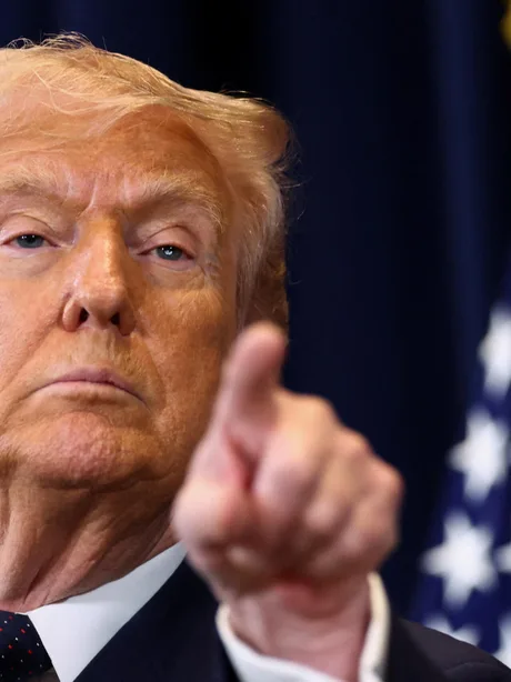 Donald Trump discutând despre acordul cu Iranul și impactul său economic.