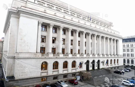 Clădirea BNR, simbol al sistemului bancar românesc, în contextul creșterii creditelor neperformante.