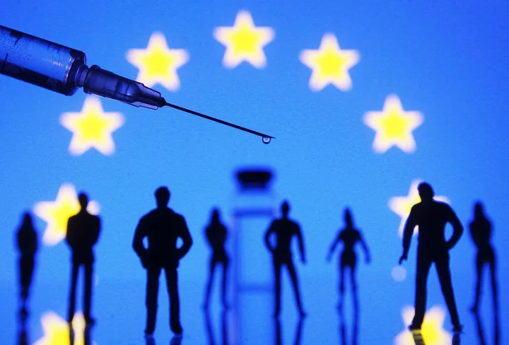 Detalii despre transparența contractelor de vaccinuri anti-COVID în UE.