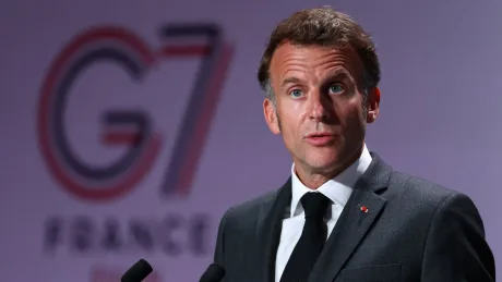 Liderii G7 discută despre provocările economice și geopolitice actuale în Franța.