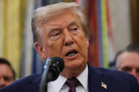 Donald Trump discutând despre tensiunile cu Iranul și propunerile de acord.