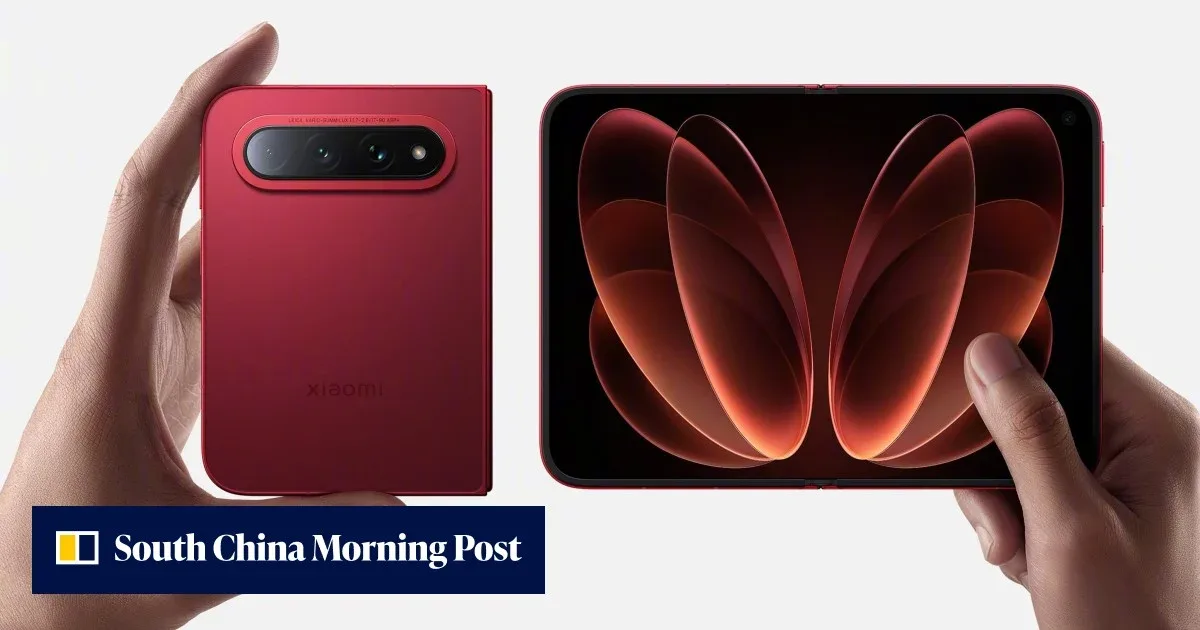 Xiaomi 18 Fold, un telefon pliabil cu design inovator și performanțe avansate.