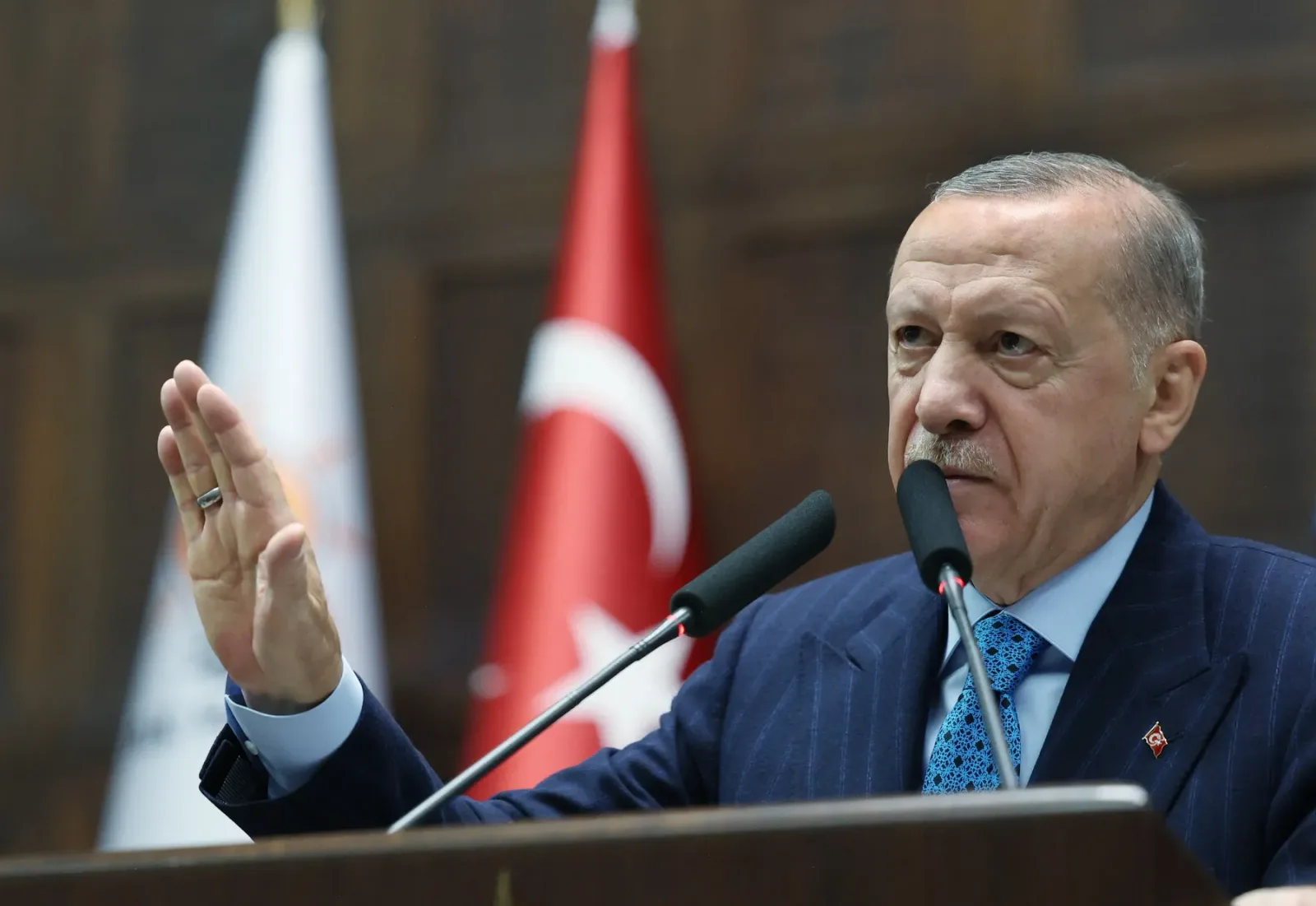 Recep Tayyip Erdogan discutând despre viitoarea vizită la București.
