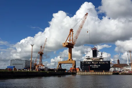 Portul Bremerhaven în plin proces de modernizare pentru logistică NATO.