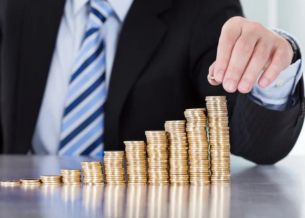 Creșterea dosarelor de insolvență în diverse sectoare economice.