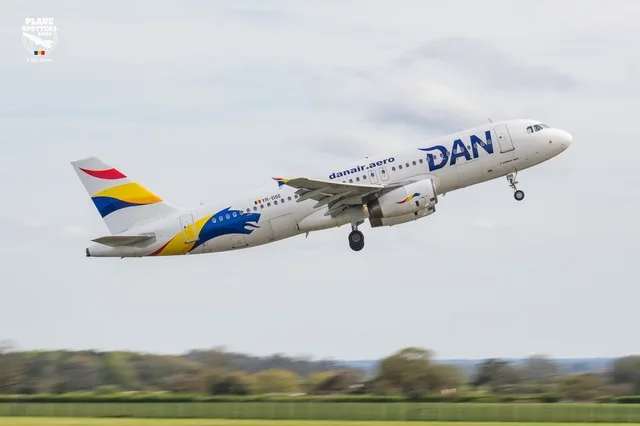 Avion Dan Air decolând pe un fundal verde, simbolizând expansiunea zborurilor internaționale.
