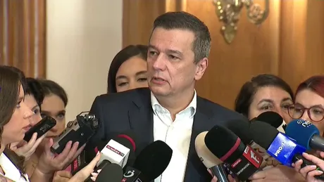 Sorin Grindeanu discută despre decizia PSD privind guvernarea în fața presei.