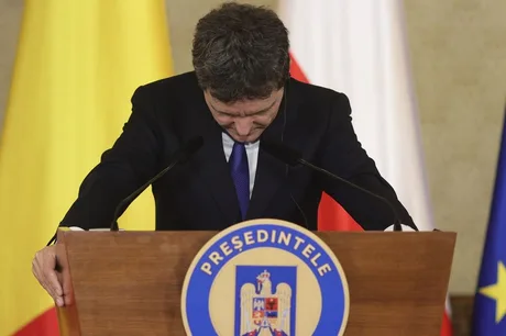Nicușor Dan discută despre formarea unui guvern minoritar pro-occidental.