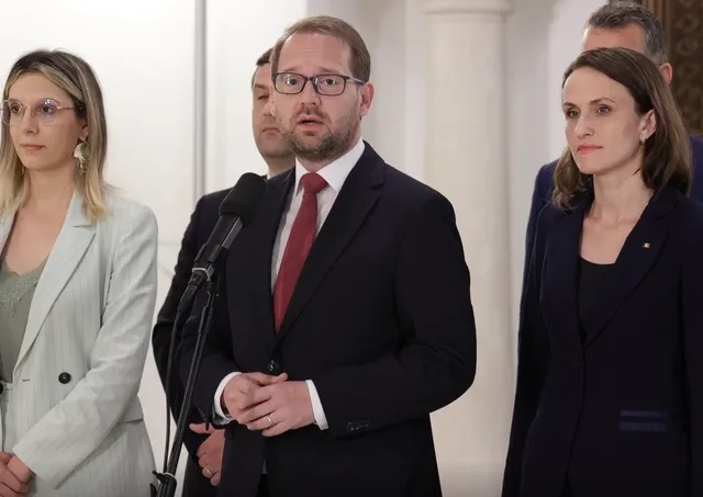 Dominic Fritz discută despre viitorul guvernului și excluderea PSD.