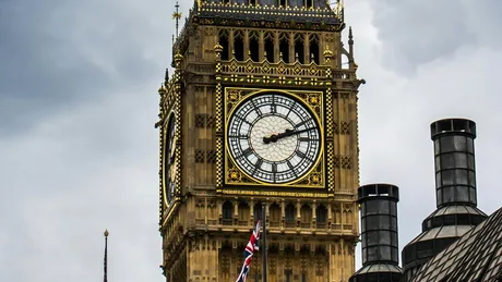 Turnul Big Ben din Londra, simbol iconic al capitalei britanice.