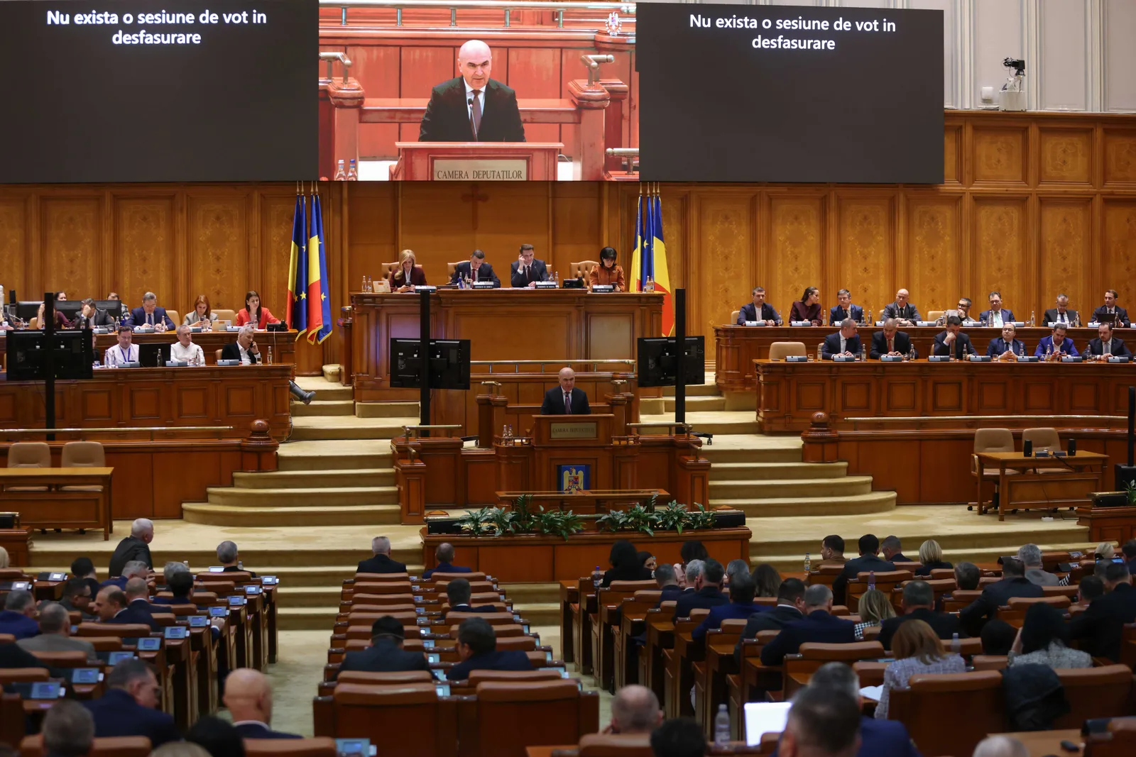 Dezbateri intense în Camera Deputaților pe tema schimbării numelui grupului parlamentar.