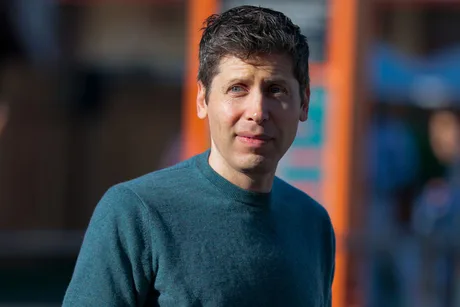 Sam Altman discută despre eficiența utilizării memoriei DRAM în centrele de date.