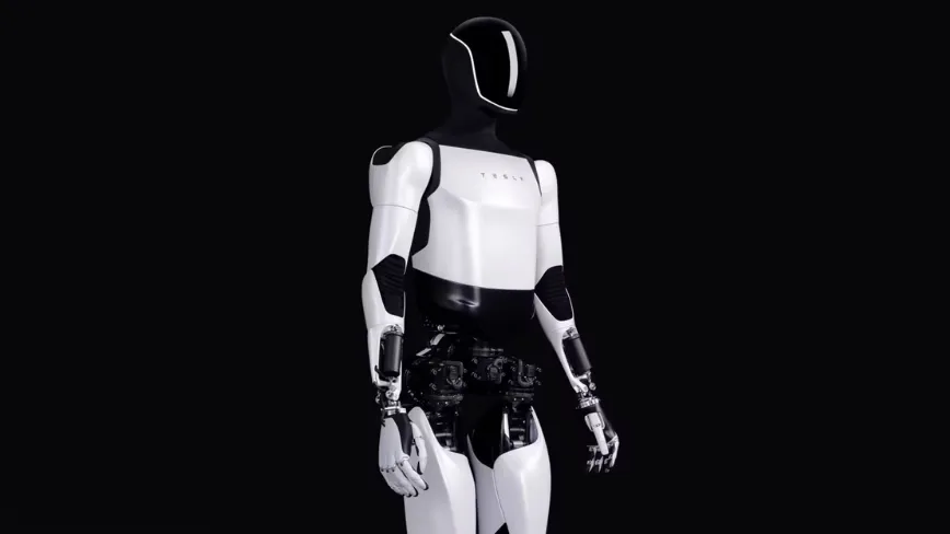 Robotul umanoid Optimus, un proiect ambițios al Tesla, întâmpină dificultăți în producție.