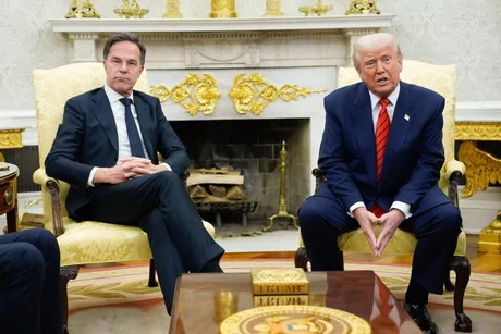 Întâlnire între liderii europeni și americani pentru apărarea NATO.