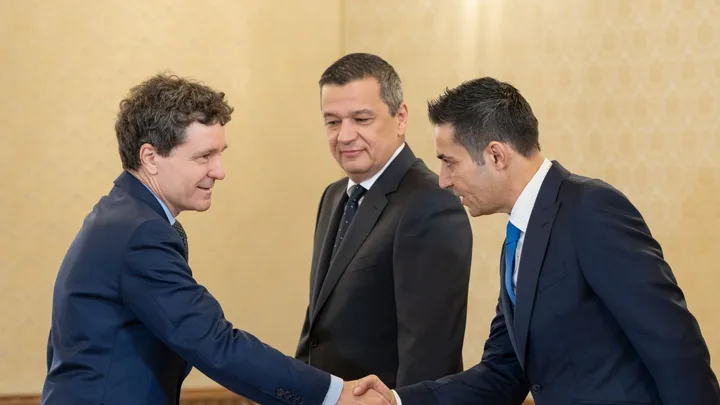 Claudiu Manda discută despre stabilitatea politică și formarea guvernului.
