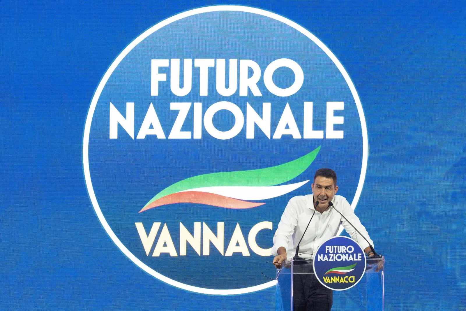 Generalul Roberto Vannacci vorbește despre noul său partid în Italia.