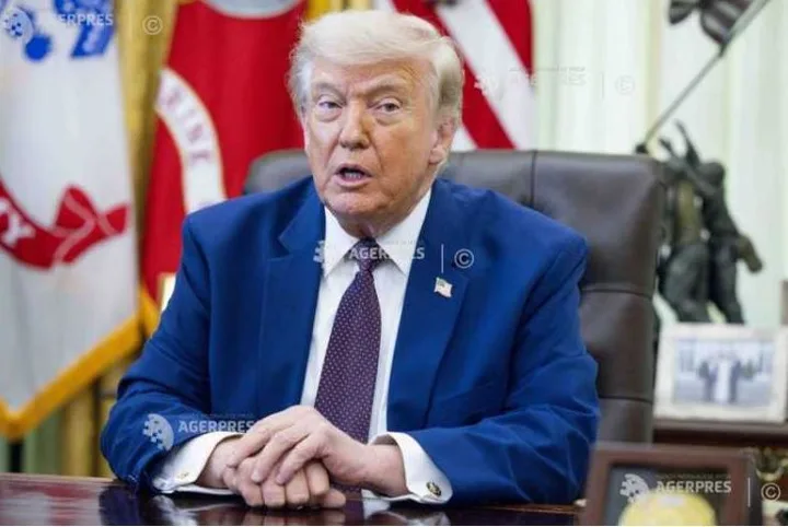 Donald Trump discutând despre un acord diplomatic cu Iranul.