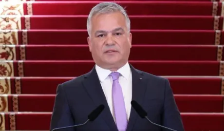 Adrian Veștea discută despre susținerea pentru învestirea Guvernului.
