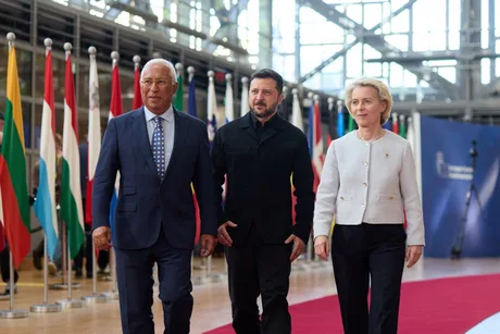 Liderii europeni discută despre negocierile cu Rusia la summitul UE.