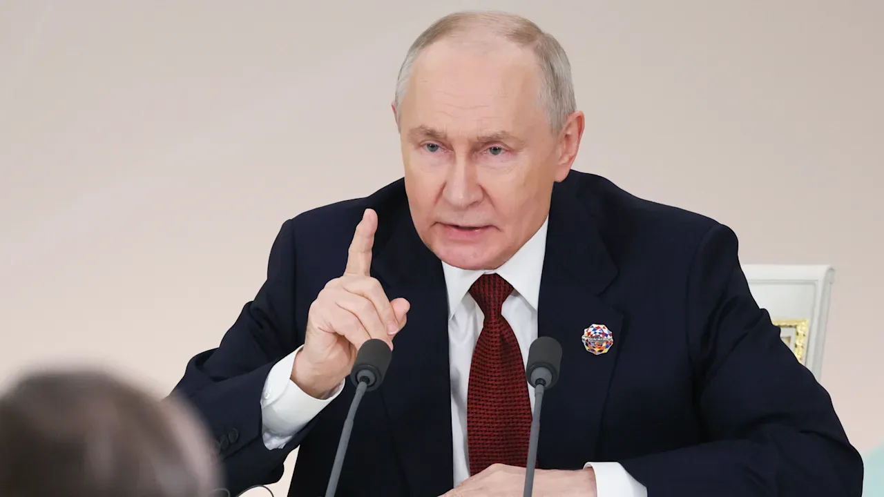 Decizia de închidere a unei publicații independente din Rusia.