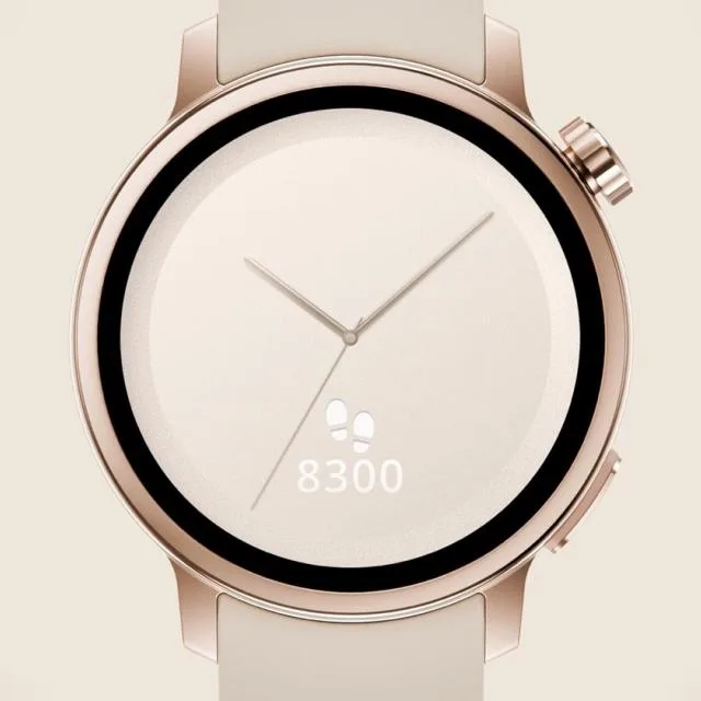 Ceas inteligent cu design elegant, monitorizând activitatea fizică și aportul caloric.