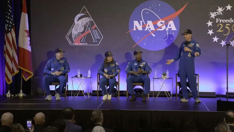Astronauții discută despre experiențele lor după misiunea Artemis II.