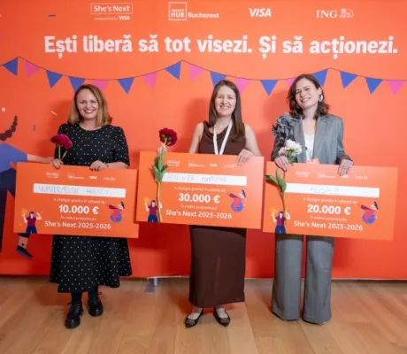 Trei antreprenoare premiate cu granturi pentru startupuri inovatoare în București.