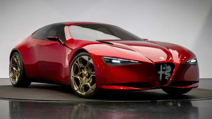 Conceptul Cuorerosso de la Alfa Romeo, un studiu de design inovator pentru viitor.