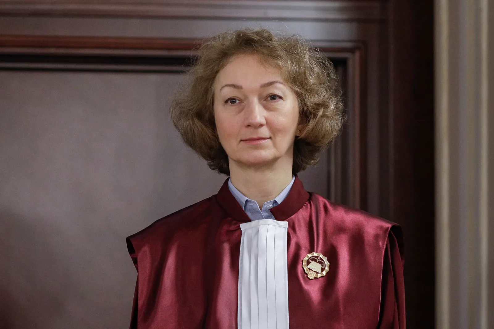 Simina Tănăsescu discută despre alocarea de spații pentru CCR.