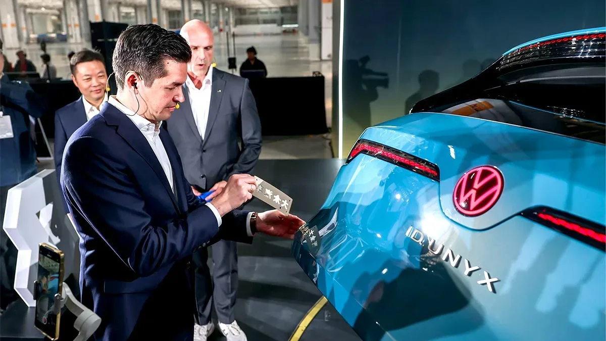 Directorul Volkswagen discutând despre restructurarea companiei în Germania.
