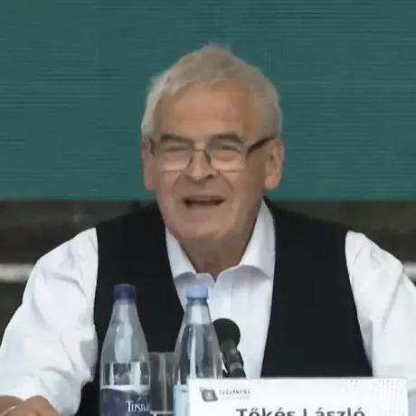 László Tőkés discută despre unitatea națională la Băile Tușnad.