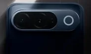 Design modern al smartphone-ului cu bară de camere distinctivă.