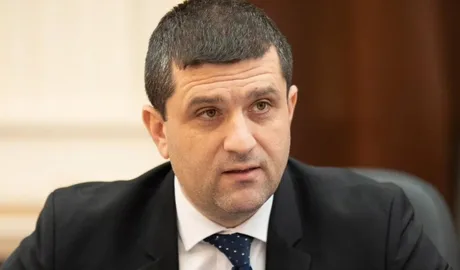 Radu Miruță explică refuzul ofertei pentru transportoarele Piranha.