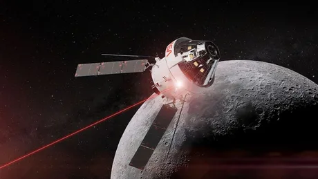 Roverul lunar PROMISE în orbita Lunii, cu un design futurist și tehnologii avansate.