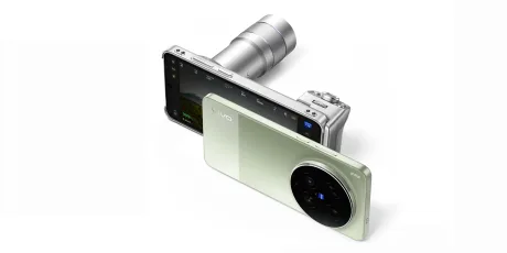 Smartphone cu design elegant și obiective modulare pentru videografie avansată.