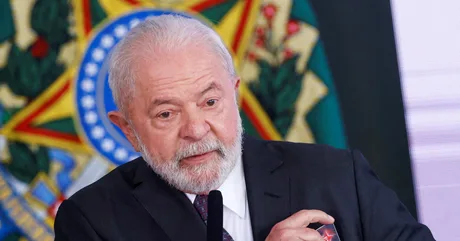 Președintele Braziliei anunță interzicerea pariurilor online pentru protecția gospodăriilor.