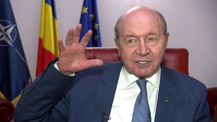 Traian Băsescu discutând despre dizolvarea Parlamentului și alegerile anticipate.