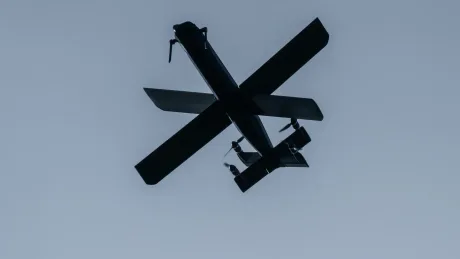Dronele HX-2 zburând în timpul exercițiului militar din Lituania.