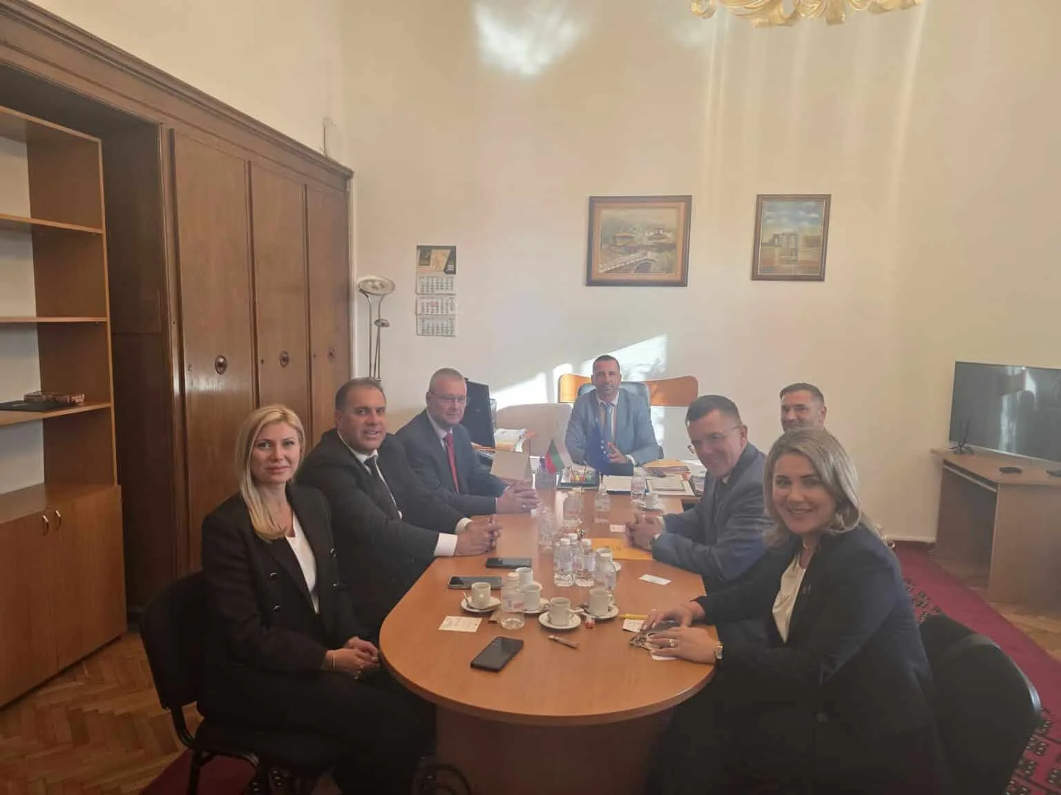 Discuții oficiale între delegația AUR și liderii bulgari la Sofia.