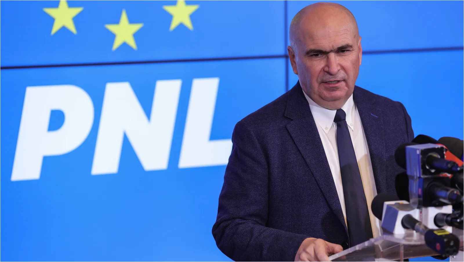 Discuții tensionate în PNL despre deciziile interne și viitorul partidului.