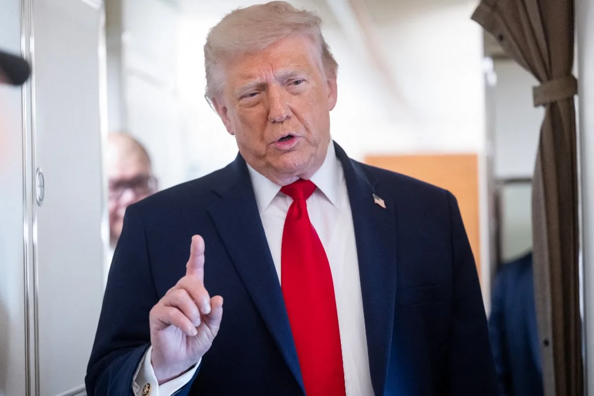Donald Trump discutând despre negocierile directe între Ucraina și Rusia.